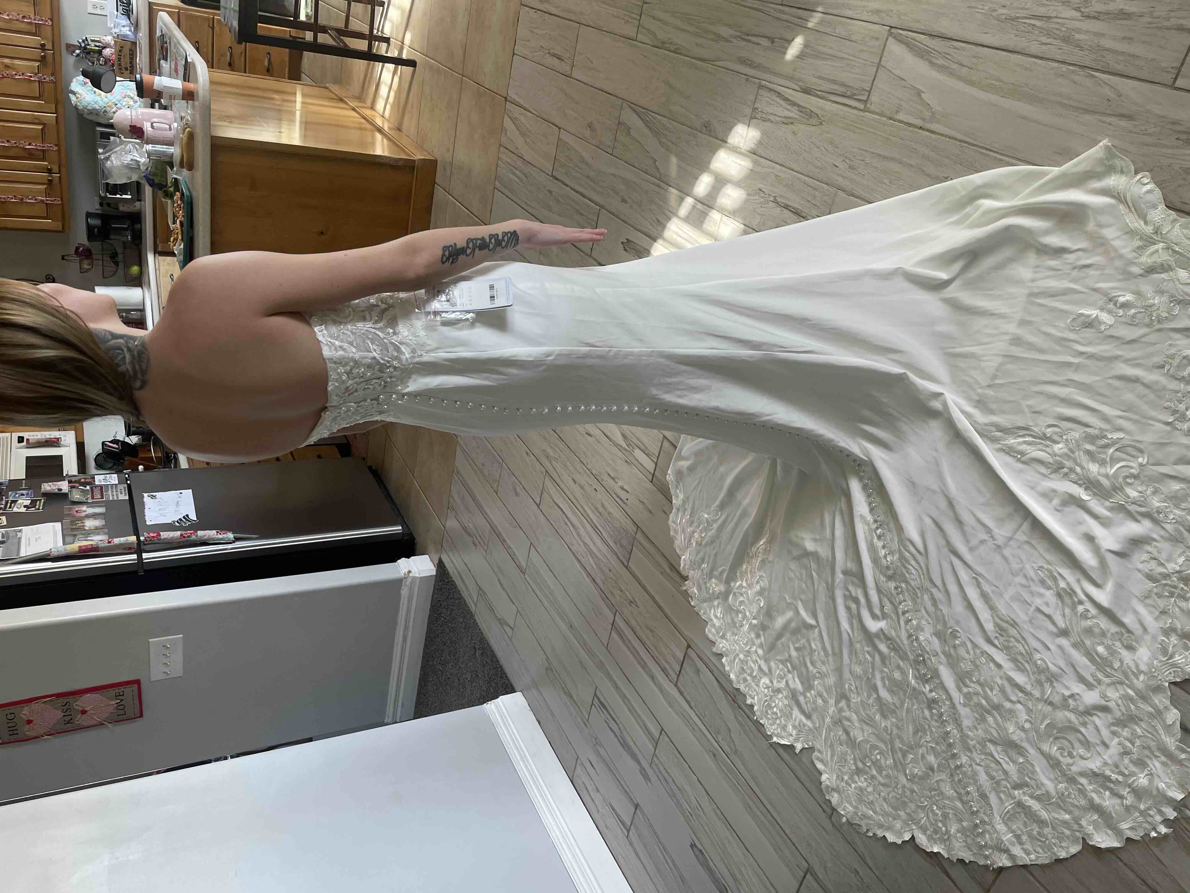 Azazie Lewena Diamond White Champagne Mermaid Lace Crepe Back Satin Dress Ready to Ship | Azazie UK Azazie Lewena Diamond White Champagne Mermaid Lace Crepe Back Satin Dress Ready to Ship | Azazie UK