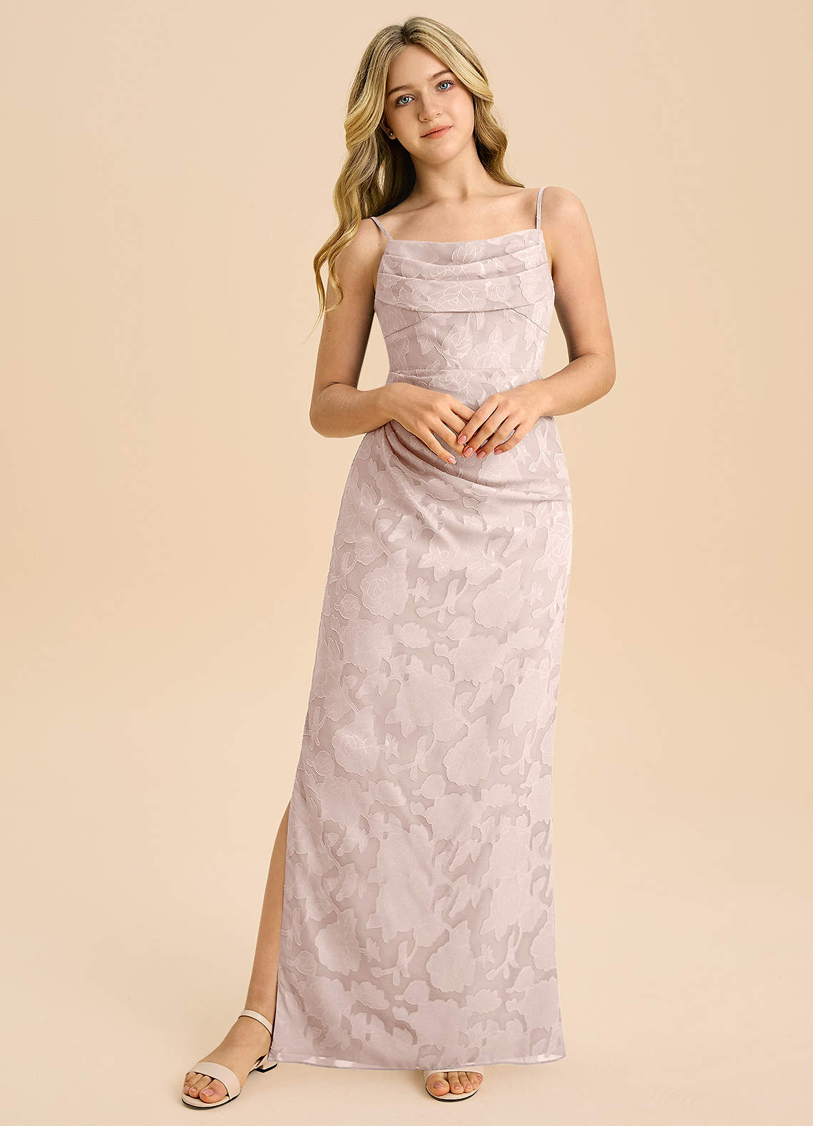 Azazie Mai Junior Etui Plissee Blumen-Burnout Kleid Zartrosa image4