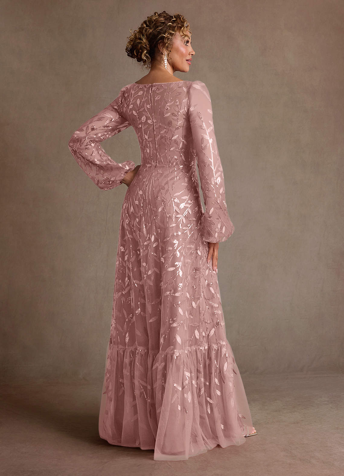 Azazie Mazie Vestidos para mãe da noiva Vestido Rosa Empoeirada de Tule de Linha A com Renda image2