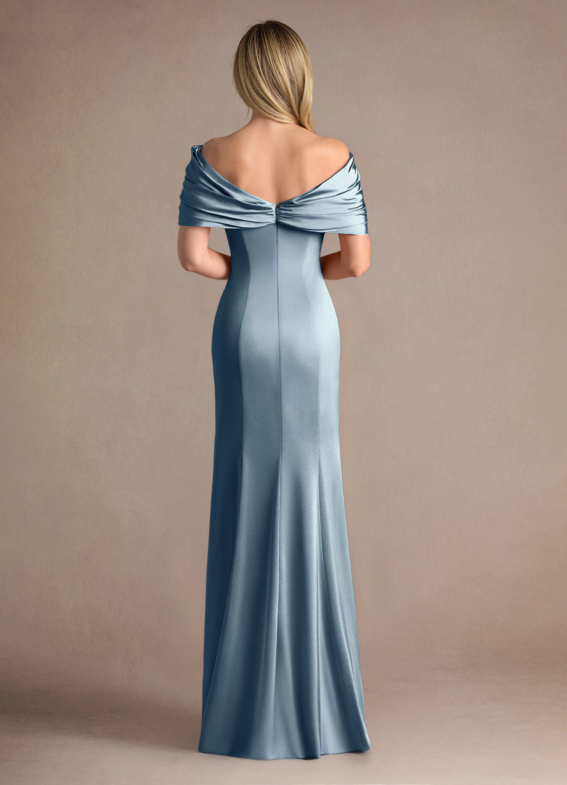Azazie Auberdeen vestidos de madre de la novia Vestido de Azul Polvoriento de Satén Elástico de Sirena con Plisado image2