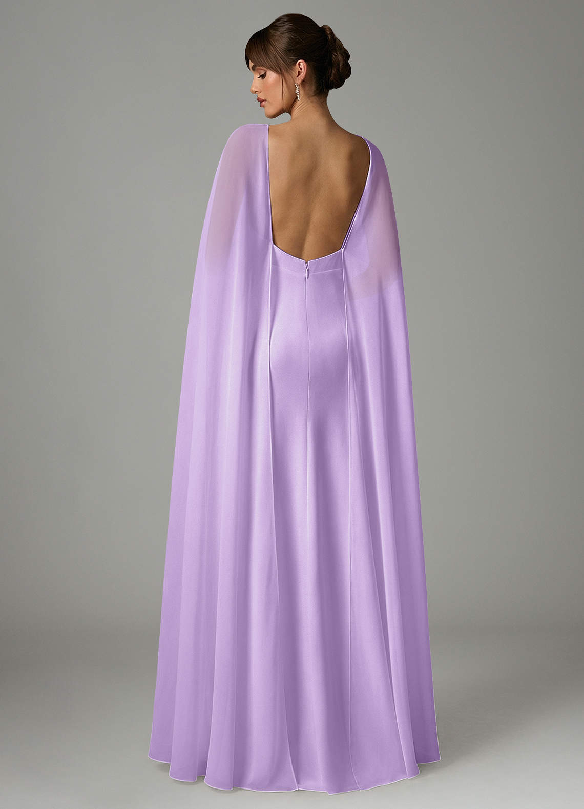 Azazie Stefania Robes de demoiselle d'honneur Robe Trapèze en Satin extensible Lilas image3