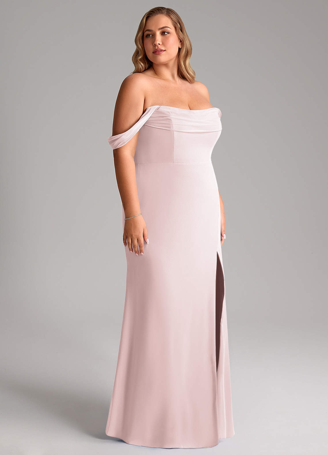 Azazie Saige Vestidos de madrinha de casamento Vestir Rosa Corado de Chiffon de Linha A com Fora do ombro image11