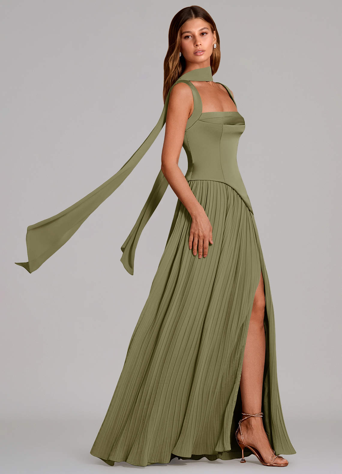 Azazie Stephanie Vestidos de madrinha de casamento Vestido Pistache de Cetim elástico de Linha A com Plissado image2