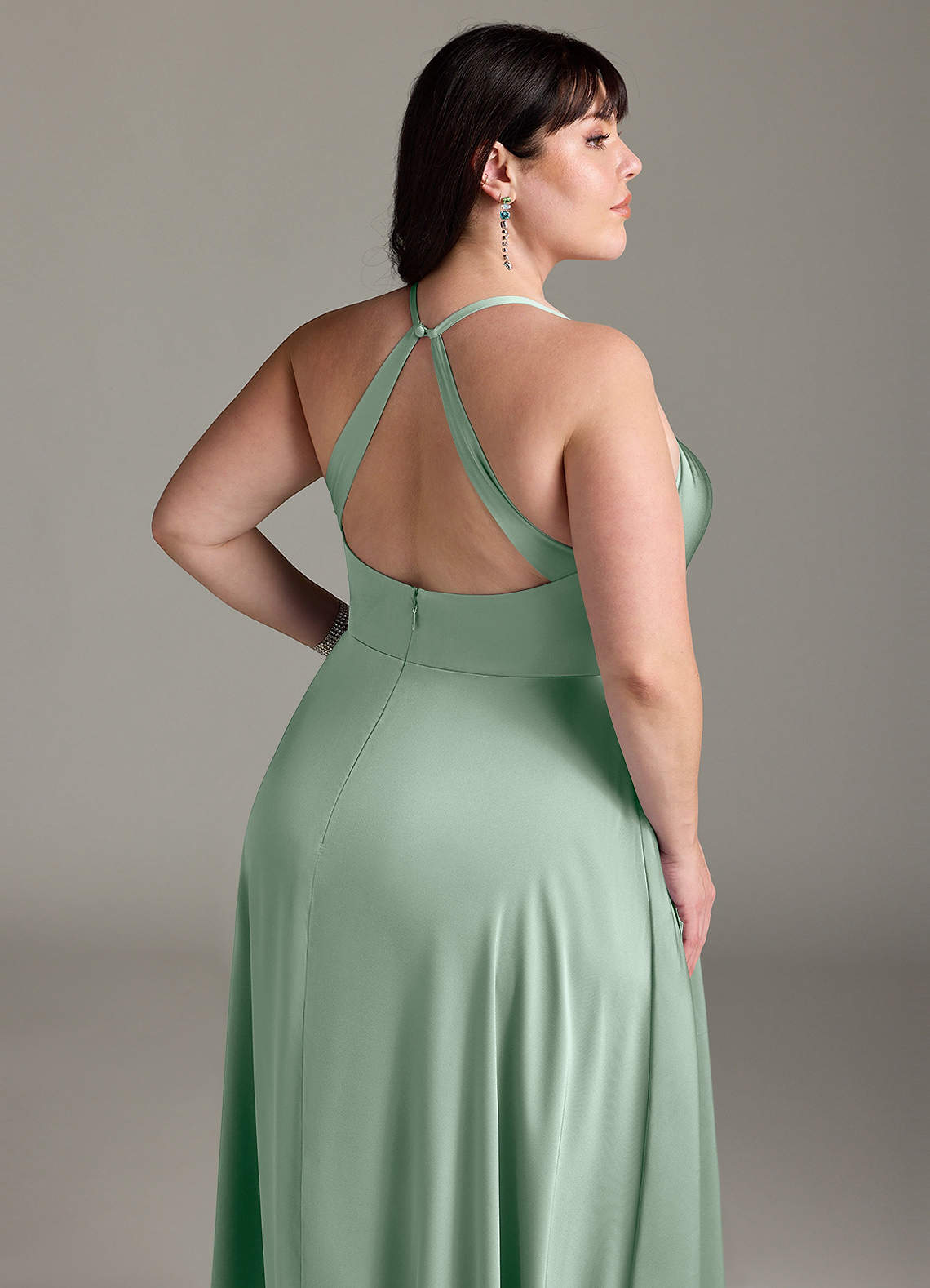 Azazie Davis Jurken voor thuis passen Jurk van Stretch Satijn met A-Lijn Geplooid Agave image11