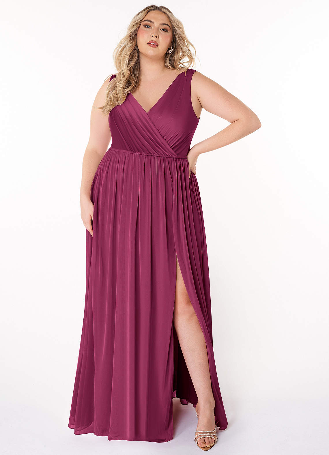 Azazie Tanicia Brautjungfernkleider A-Linie V-Hals Gefaltet Gittergewebe Kleid Maulbeerrot image1