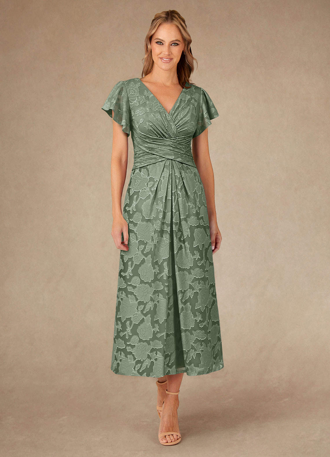 Azazie Vera vestidos de madre de la novia Vestido de Matcha de Devorado Floral de Corte En A con Plisado image1