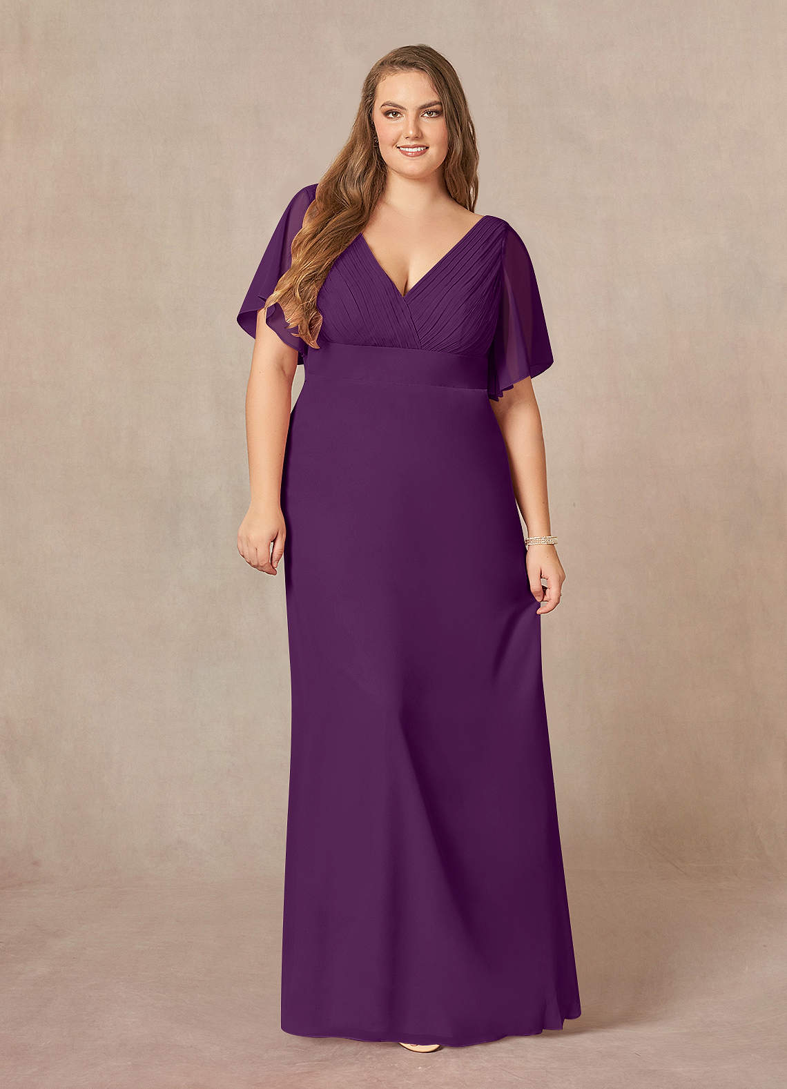 Azazie Alessa Mère de la mariée Robes Robe Trapèze en Mousseline de soie Col V plissé Grain De Raisin image1