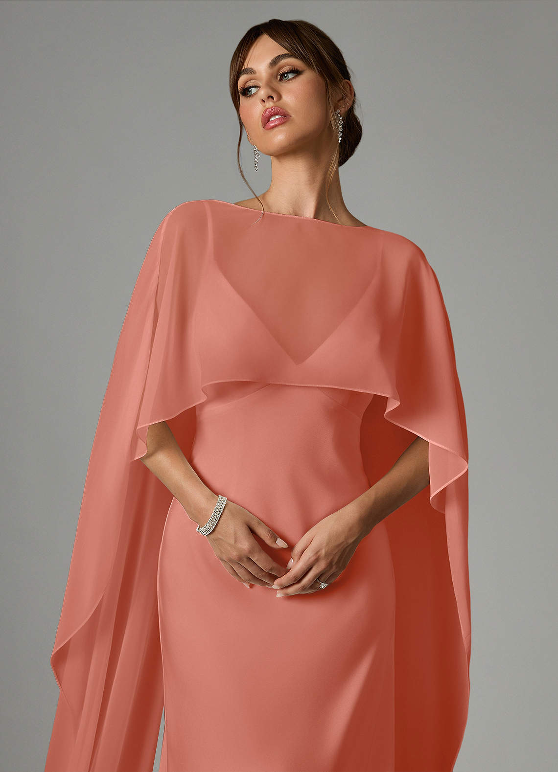 Azazie Stefania Vestidos de madrinha de casamento Vestido Rosa Salmão de Cetim elástico de Linha A image4