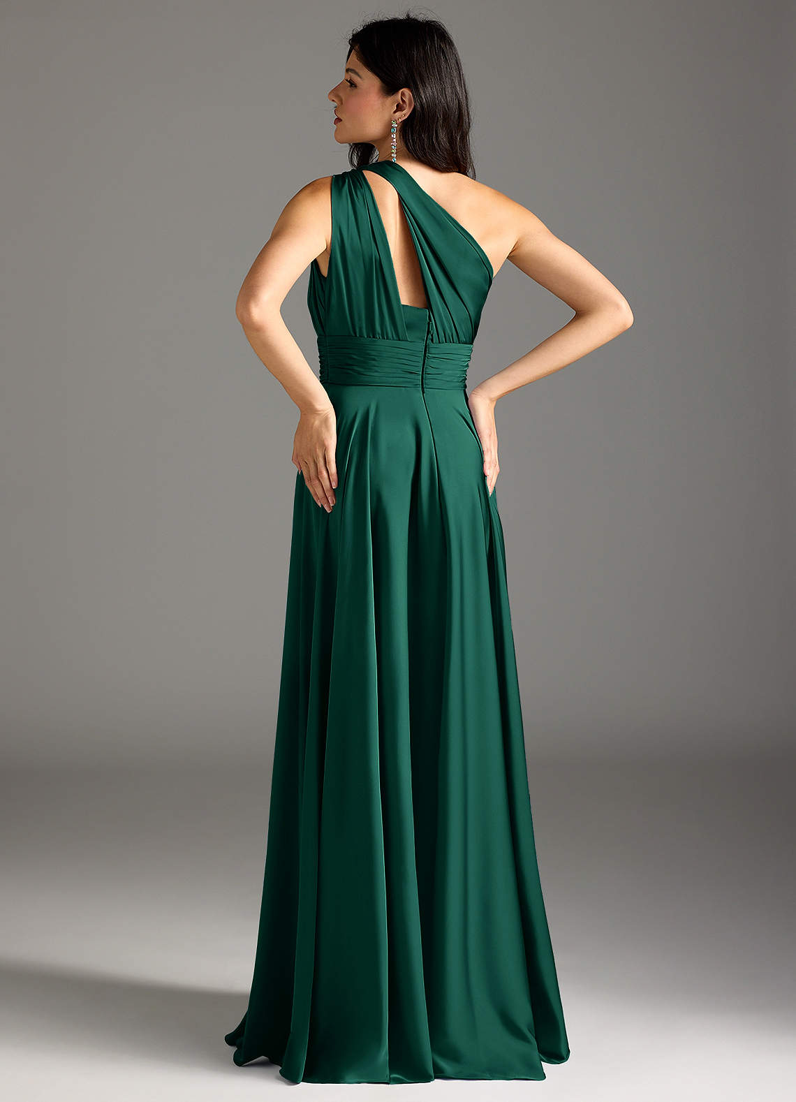Azazie Charlize Vestidos de damas de honor Vestido de Esmeralda de Satén Elástico de Corte en A con Hombro unilateral image5