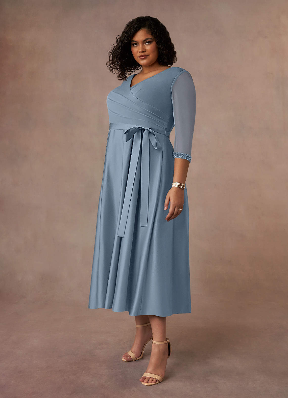 Azazie Maritza Abiti per la Madre della Sposa Abito A-Line in Raso Opaco Plissettato Blu Polveroso image7