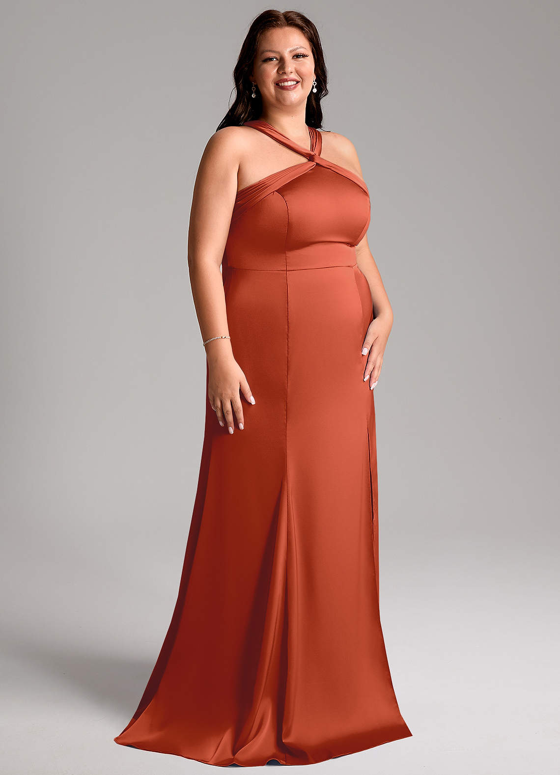 Azazie Rue Vestidos de damas de honor Vestido de Óxido de Satén Elástico de Corte Sirena con Plisado image11