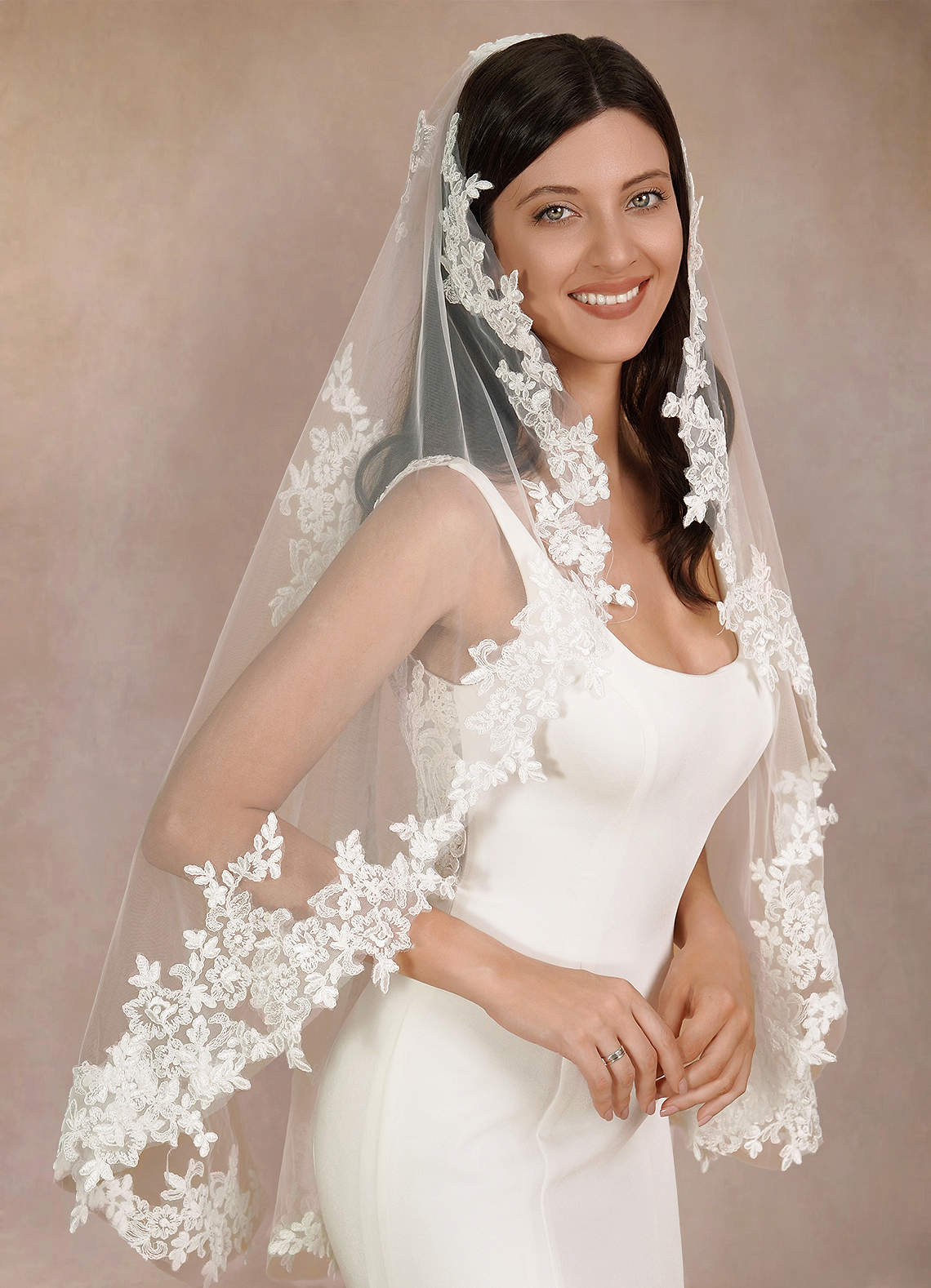 front Diamond and Lace Hip Veil