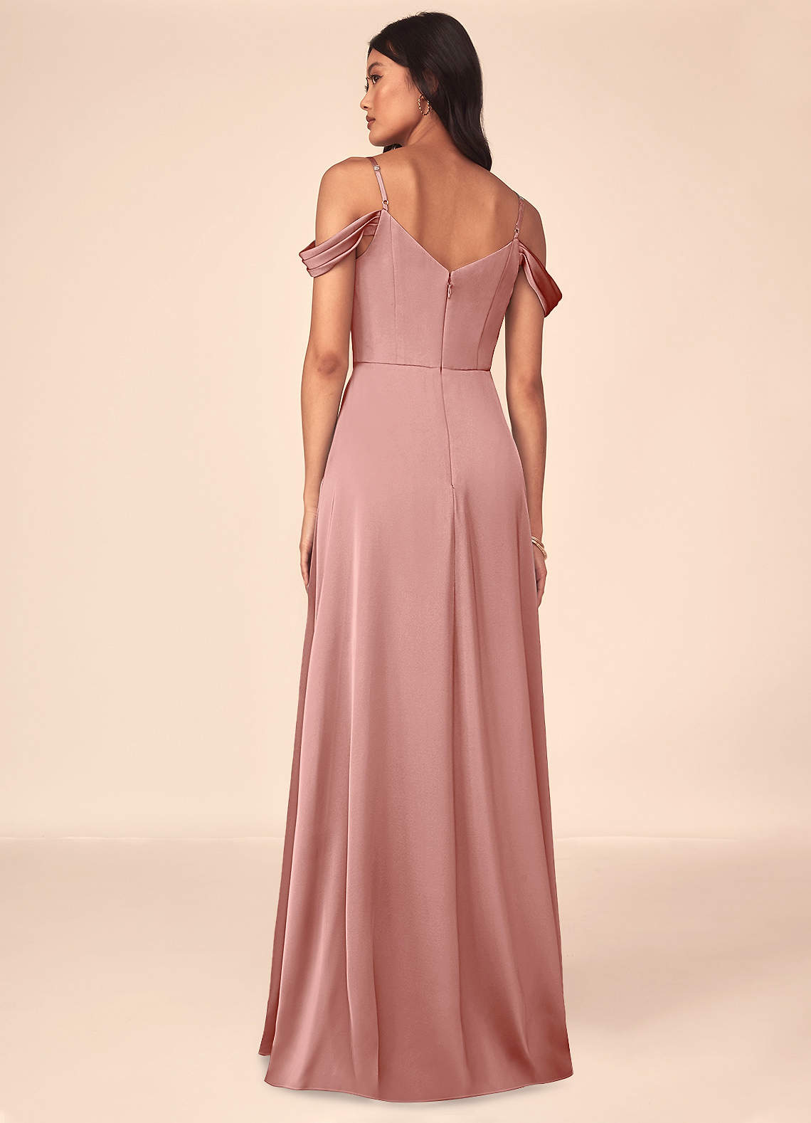 Azazie Ocean Vestidos de damas de honor Vestido de Rosetón de Satén Elástico de Corte en A con Cuello en V Plisado image1