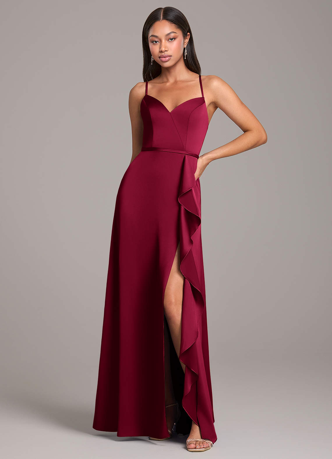 Azazie Naeem Robes de demoiselle d'honneur Robe Trapèze en Satin extensible Bourgogne image1