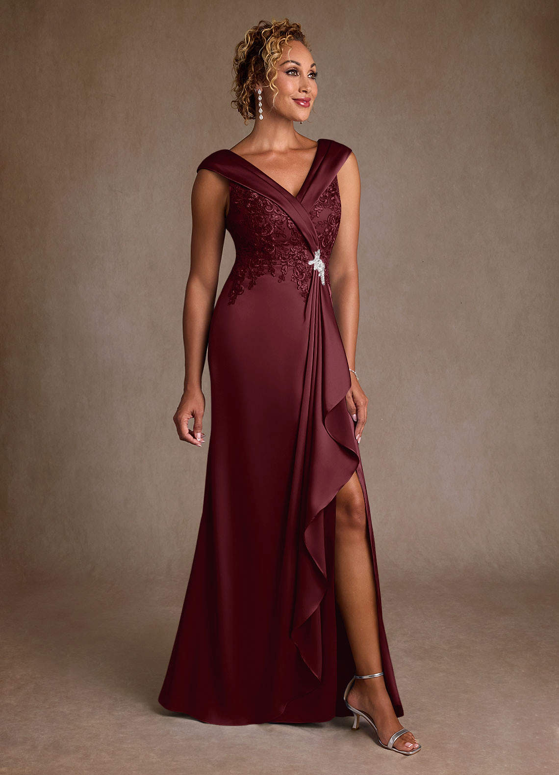 Azazie Santa Monica Kleider für die Brautmutter A-Linie Spitze Kleid Cabernetrot image1