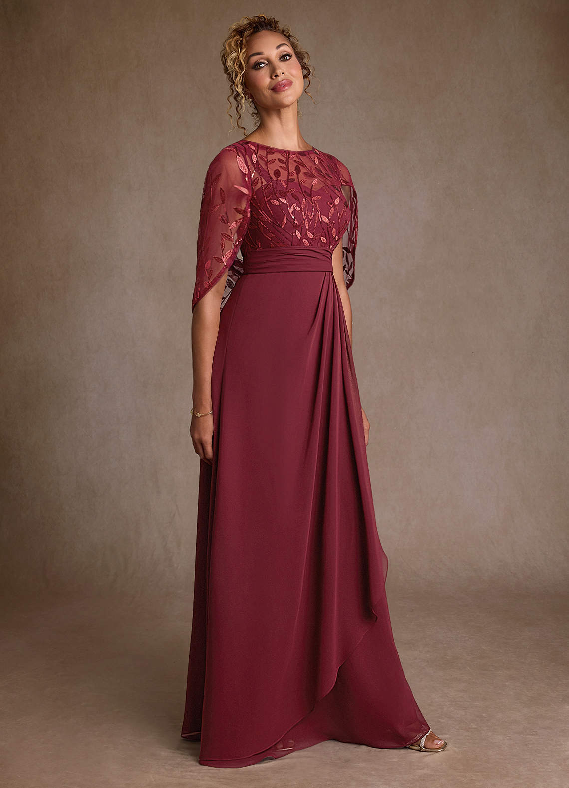 Azazie Beckley vestidos de madre de la novia Vestido de Cabernet de Gasa de Corte en A con Encaje image3