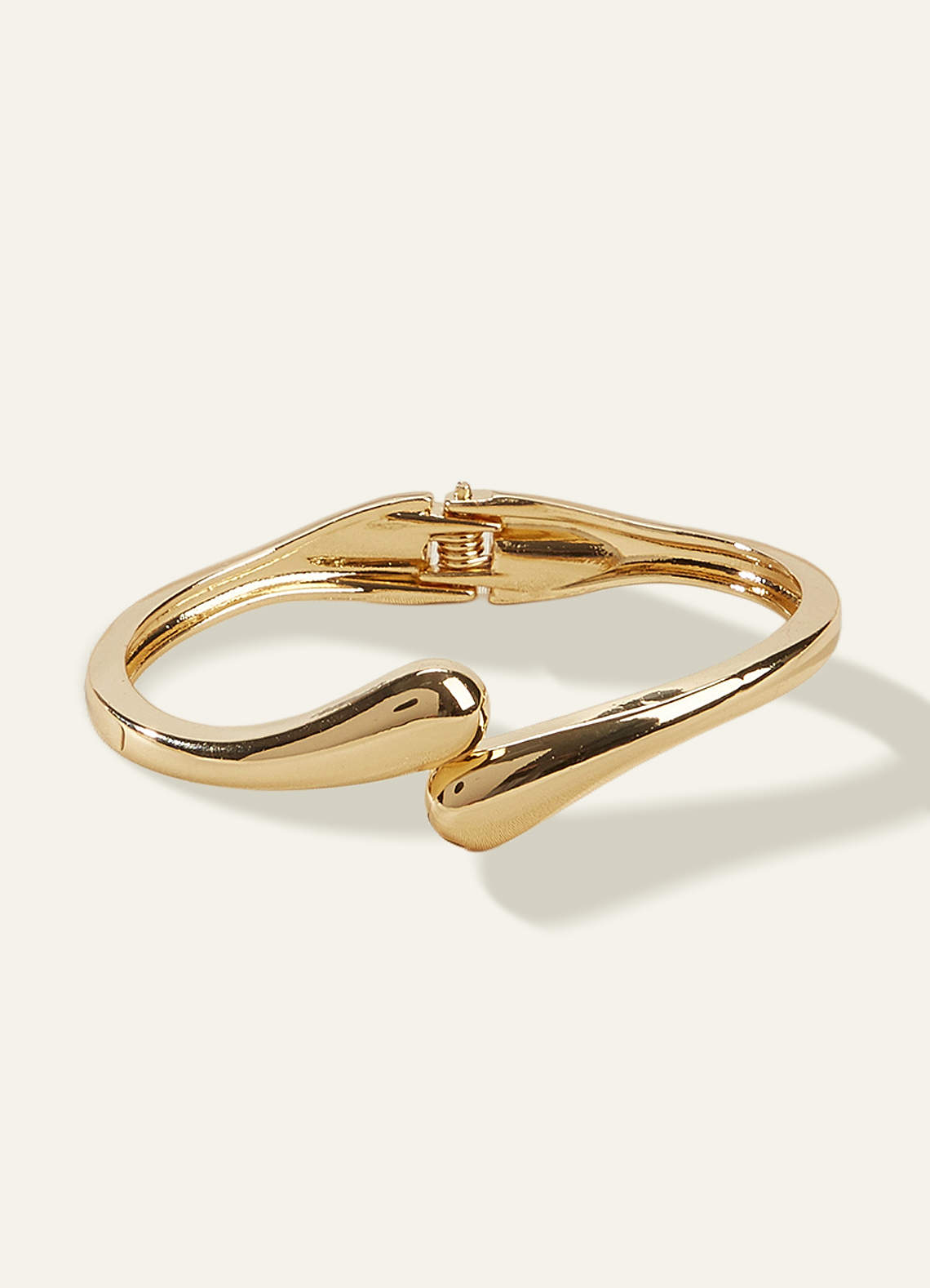 front Waterdrop Wrap Bangle