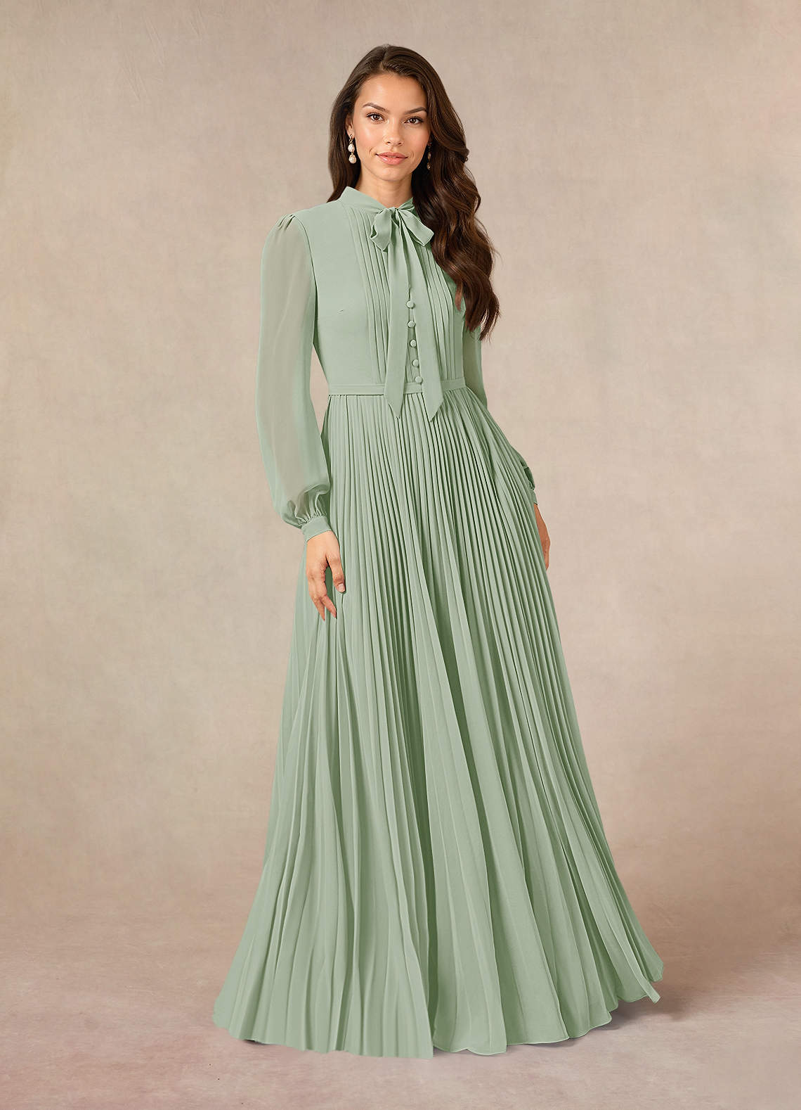 Azazie Adellah vestidos de madre de la novia Vestido de Salvia Polvorienta de Gasa de Corte En A con Plisado image1