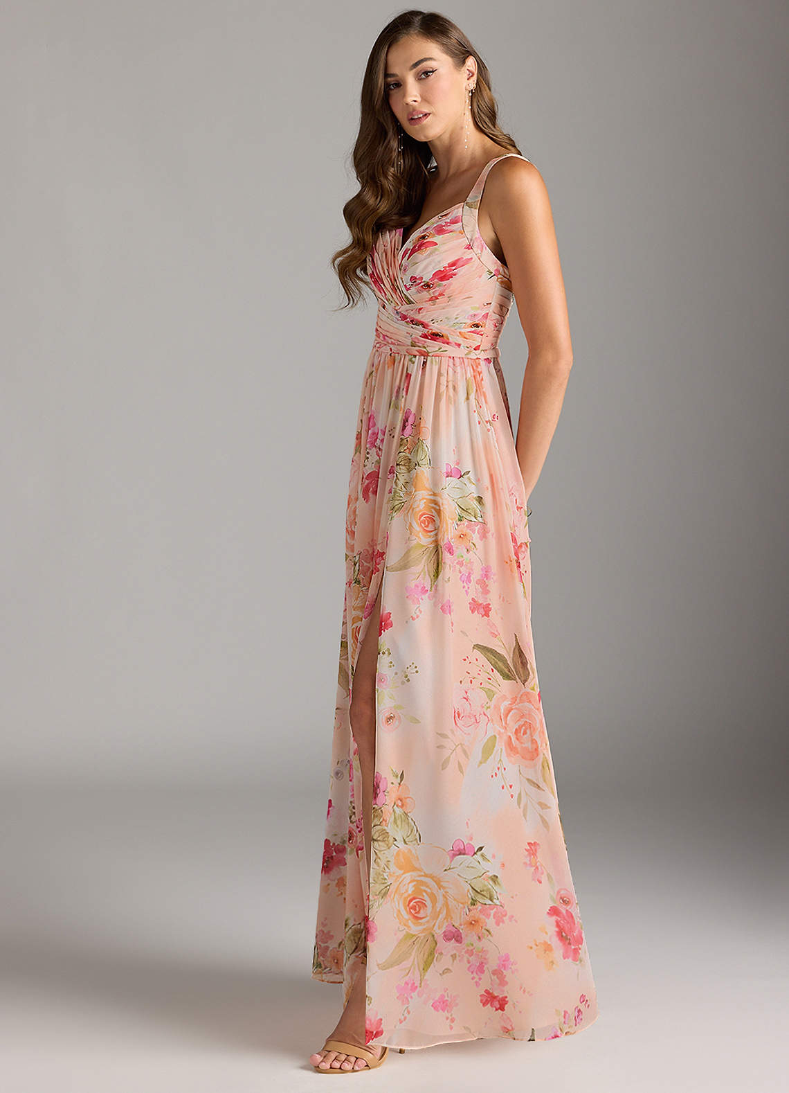 Azazie Chanel Jurken voor bruidsmeisjes Jurk van Chiffon met A-Lijn Geplooid Abstract Boeket Bloemen image5