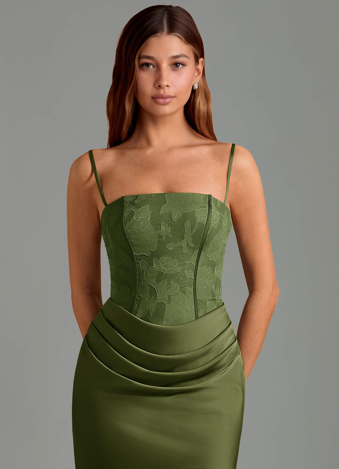 Azazie Emilia Vestidos de madrinha de casamento Vestido Oliva de Cetim elástico de sereia com Sem alças image5