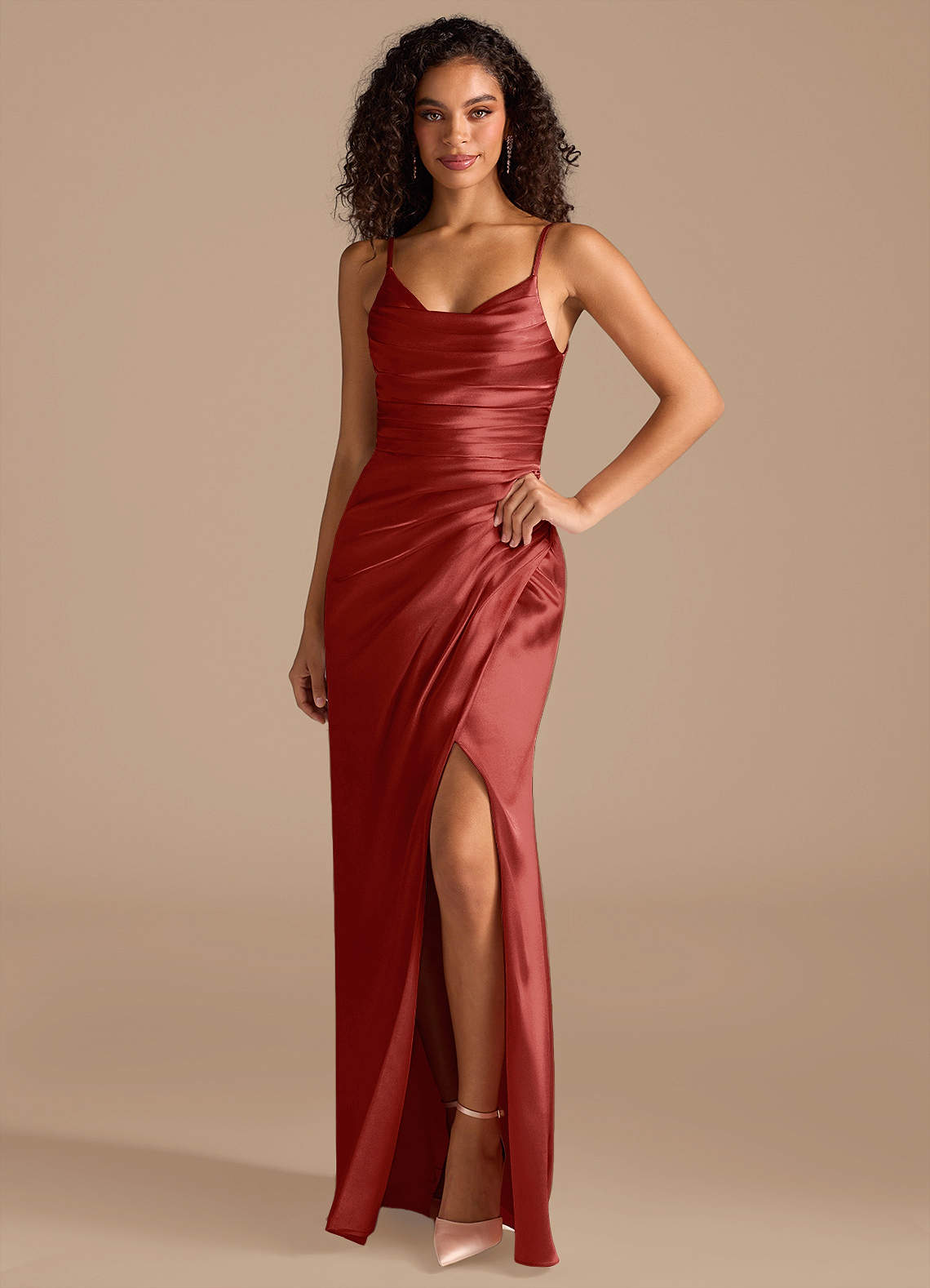 Azazie Deandra Robes de demoiselle d'honneur Robe Sirène en Satiné métallisé Plissée Rouille image1