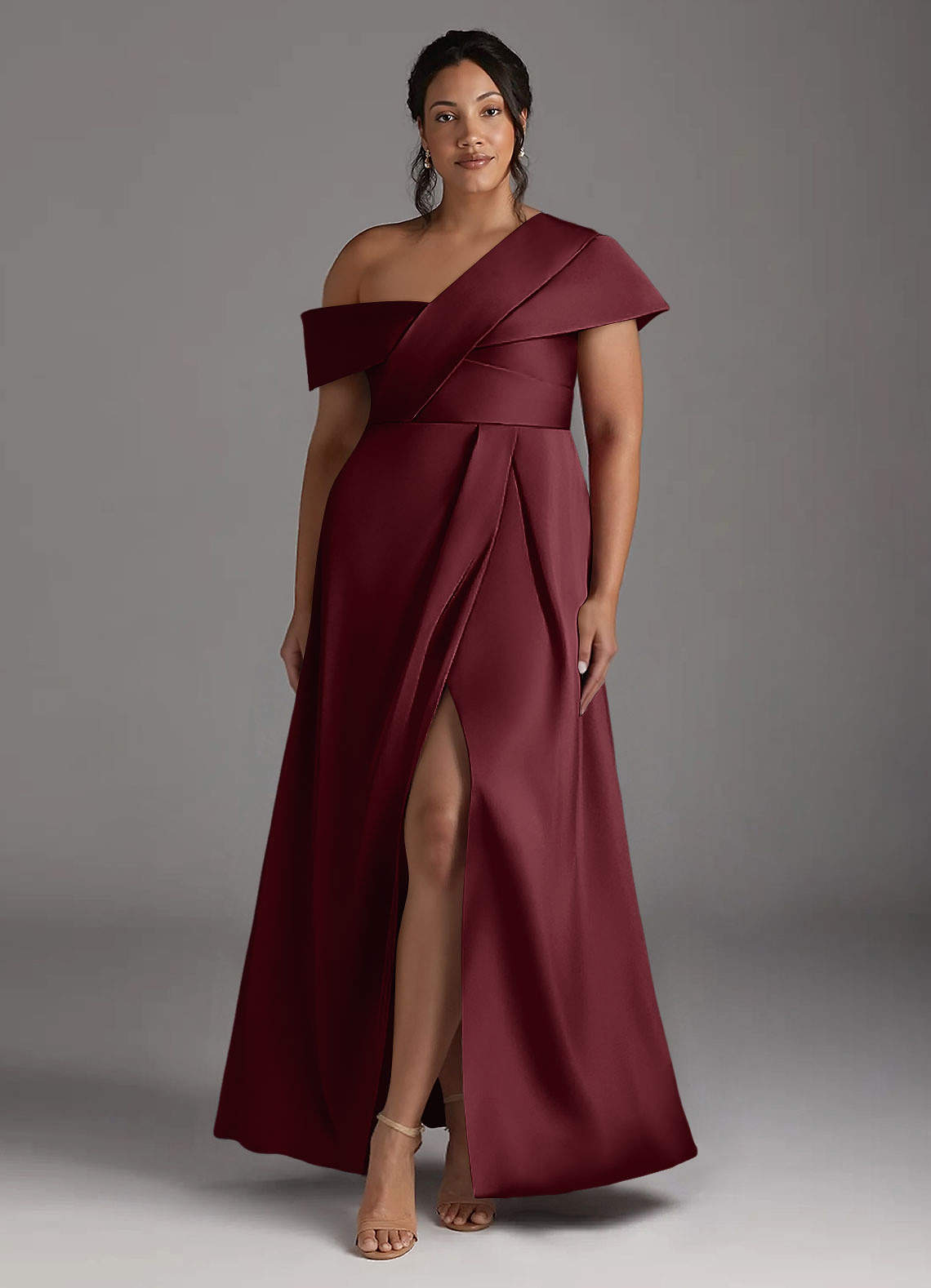 Azazie Milton Abiti per la Madre della Sposa Abito A-Line in Raso Elasticizzato Plissettato Cabernet image8