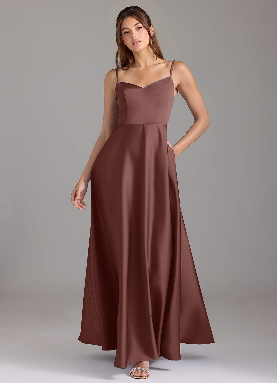 Azazie Marley Brautjungfernkleider Wandelbar A-Linie Schulterfrei Stretch-Satin Kleid Espresso image1