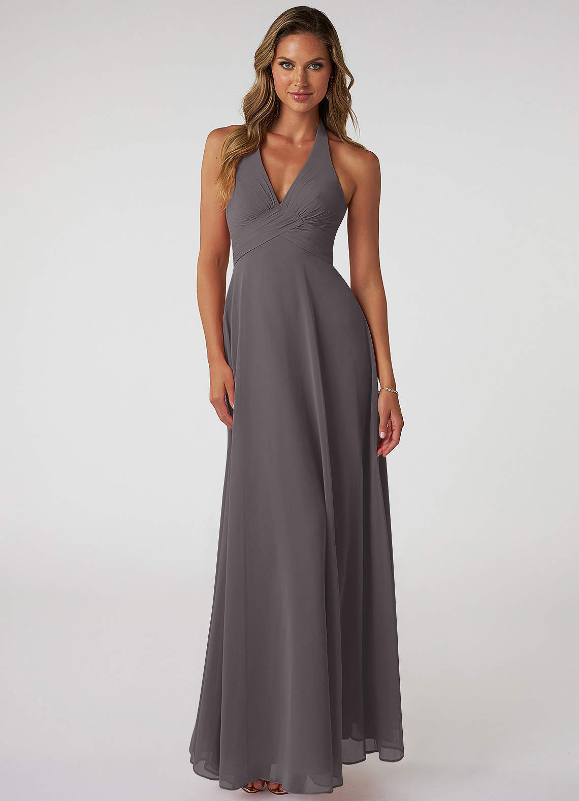 Azazie Tessie Robes de demoiselle d'honneur Robe Trapèze en Mousseline de soie Col V plissé Gris Acier image1