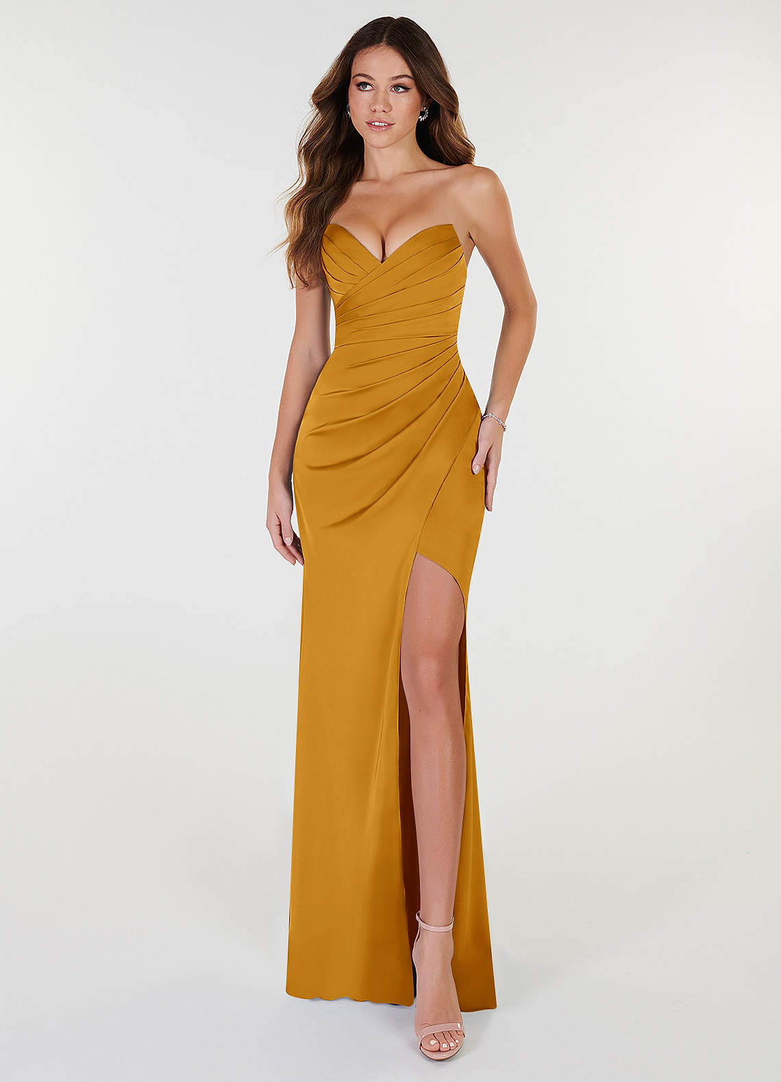 Azazie Yola Brautjungfernkleider Wandelbar Etui Plissee mit V-Ausschnitt Stretch-Satin Kleid Butterscotch image1