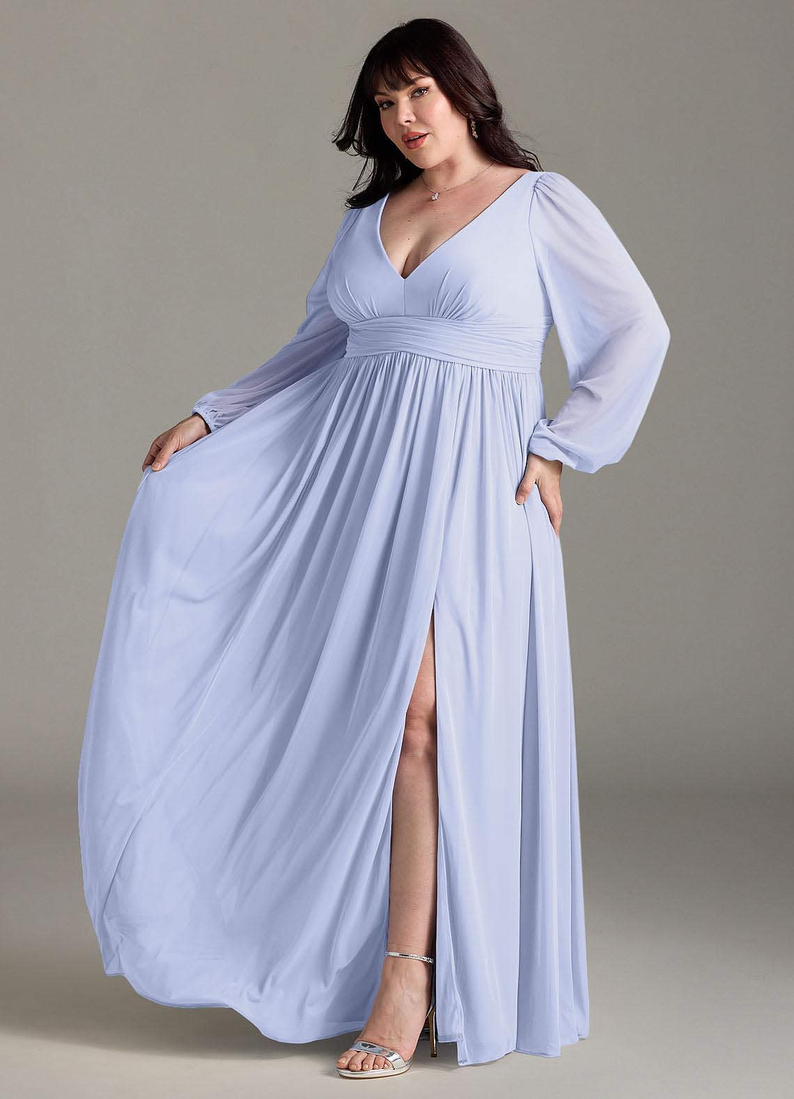 Azazie Norah Vestidos de damas de honor Vestido de Lavanda de Gasa de Corte en A con Manga larga con cuello en V image9