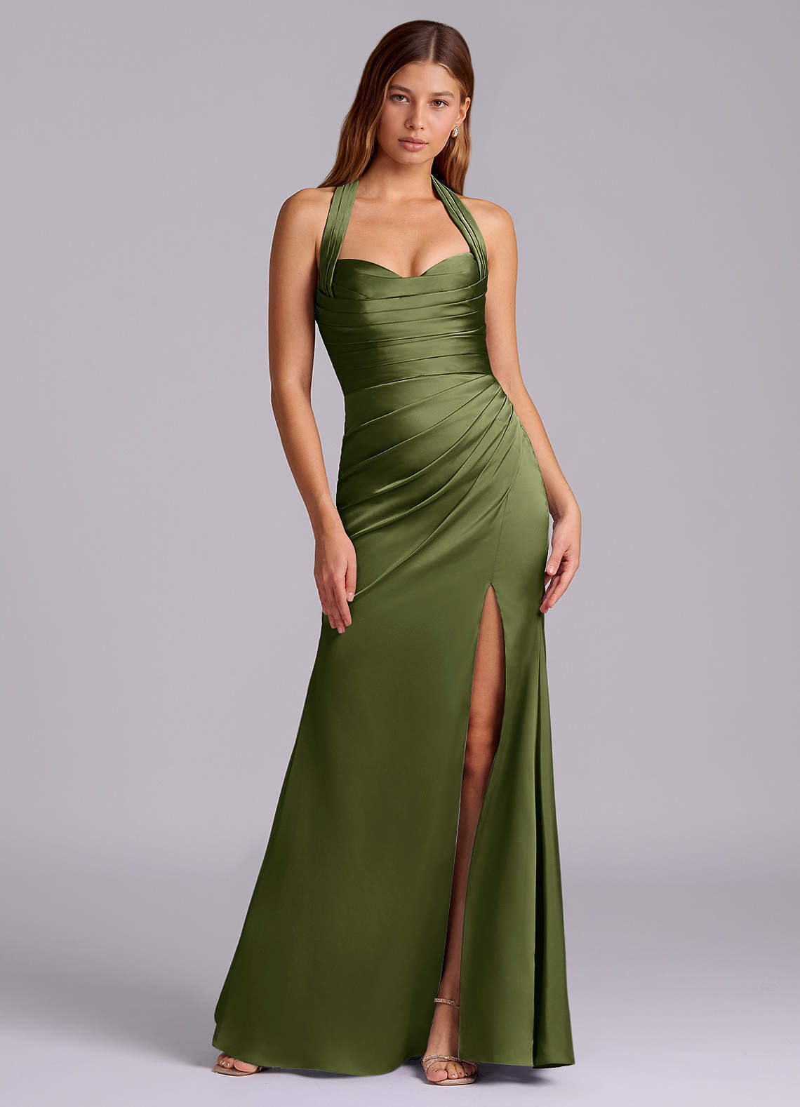 Azazie Destiny Vestidos de madrinha de casamento Vestido Oliva de Cetim elástico de sereia com Decote Coração image6