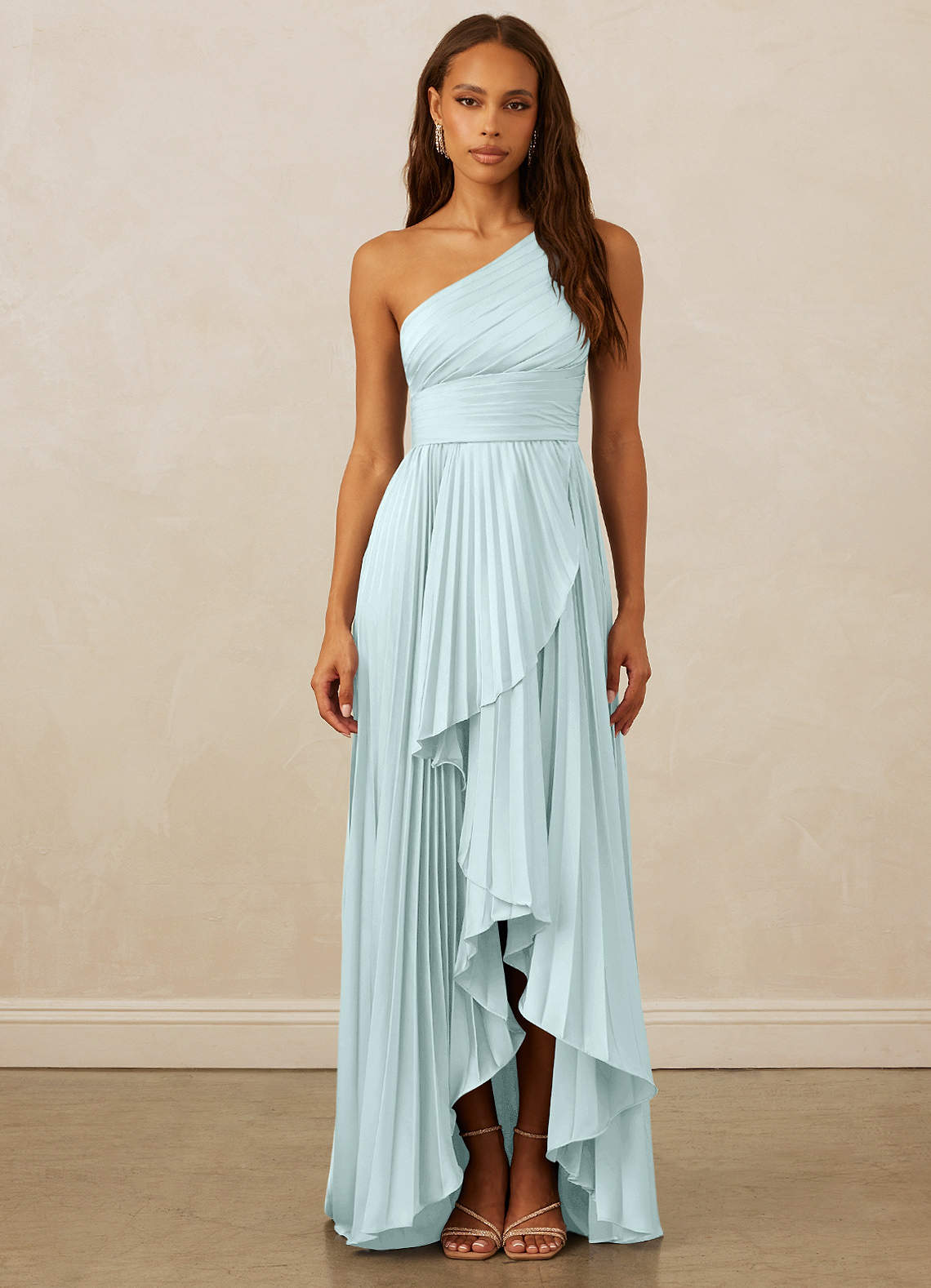Christian Siriano Bridal for Azazie 1008 Robes de demoiselle d'honneur Robe Trapèze en Satin extensible Ue épaule Verre De Mer image1