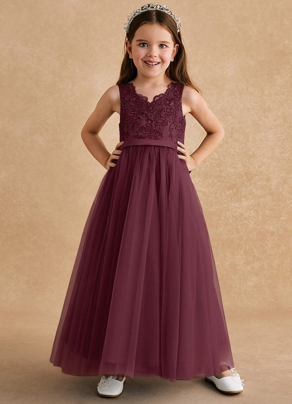 Azazie Cinna Abiti da Ragazza di Fiori Abito A-Line in Tulle Pizzo Cabernet image1