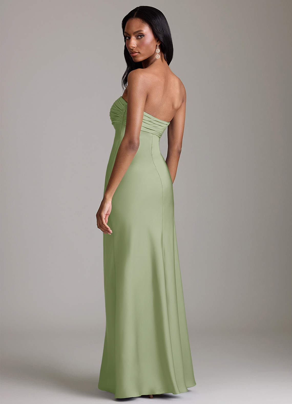 Azazie Saylor Jurken voor bruidsmeisjes Jurk van Stretch Satijn met Zeemeermin Strapless Stoffige Salie image4