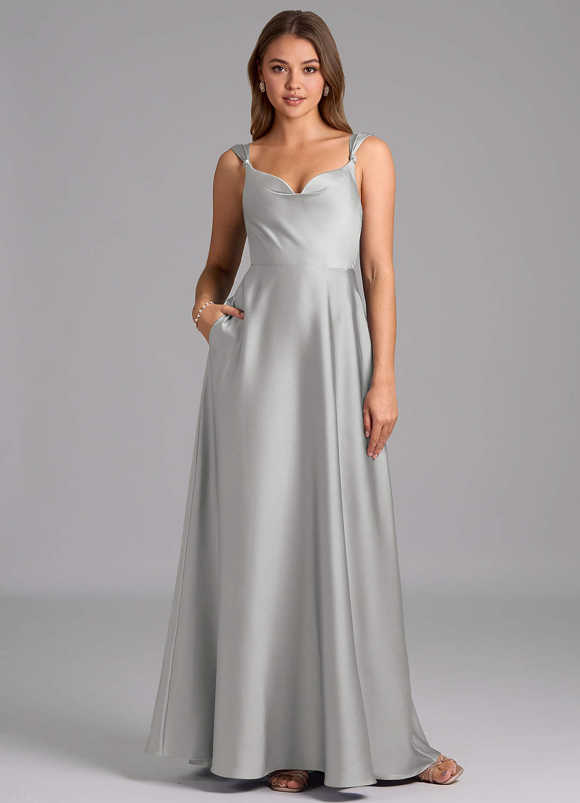 Azazie Beatrice 신부 들러리 드레스 A라인 스윗하트 네크라인 스트레치 새틴 바닥 길이 드레스 image1