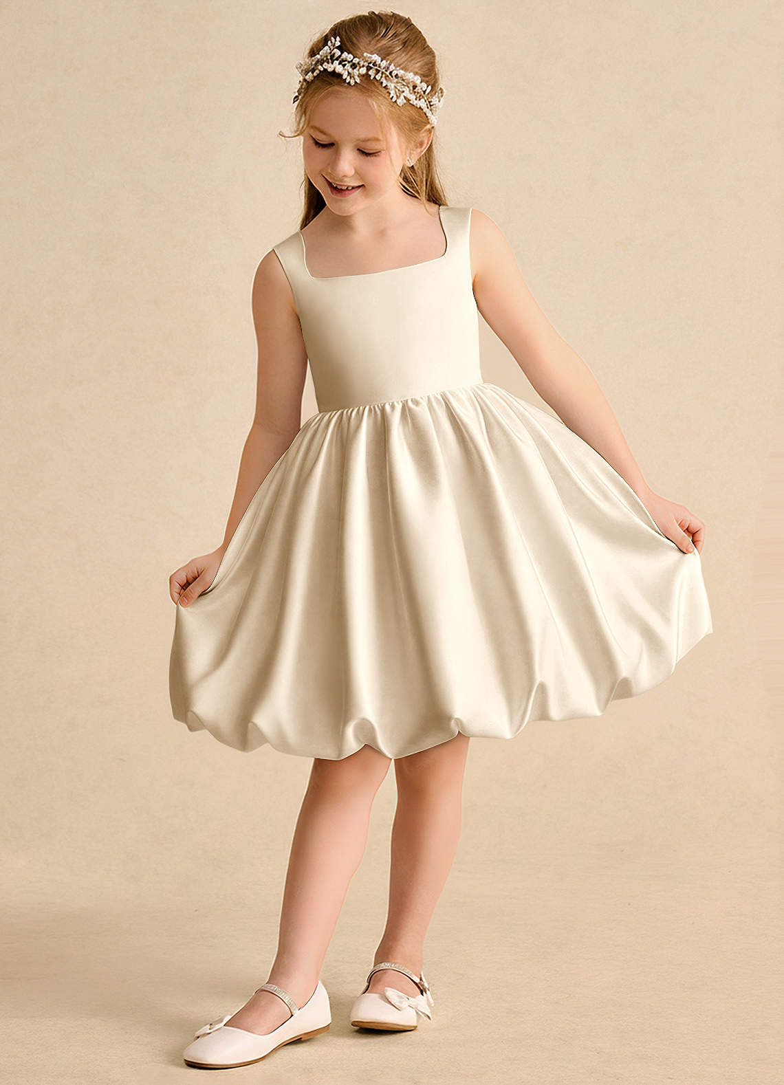 Azazie Nirvana Robe Demoiselle D'honneur Fillette Robe Princesse en Mat Satiné Rayé Champagne image2