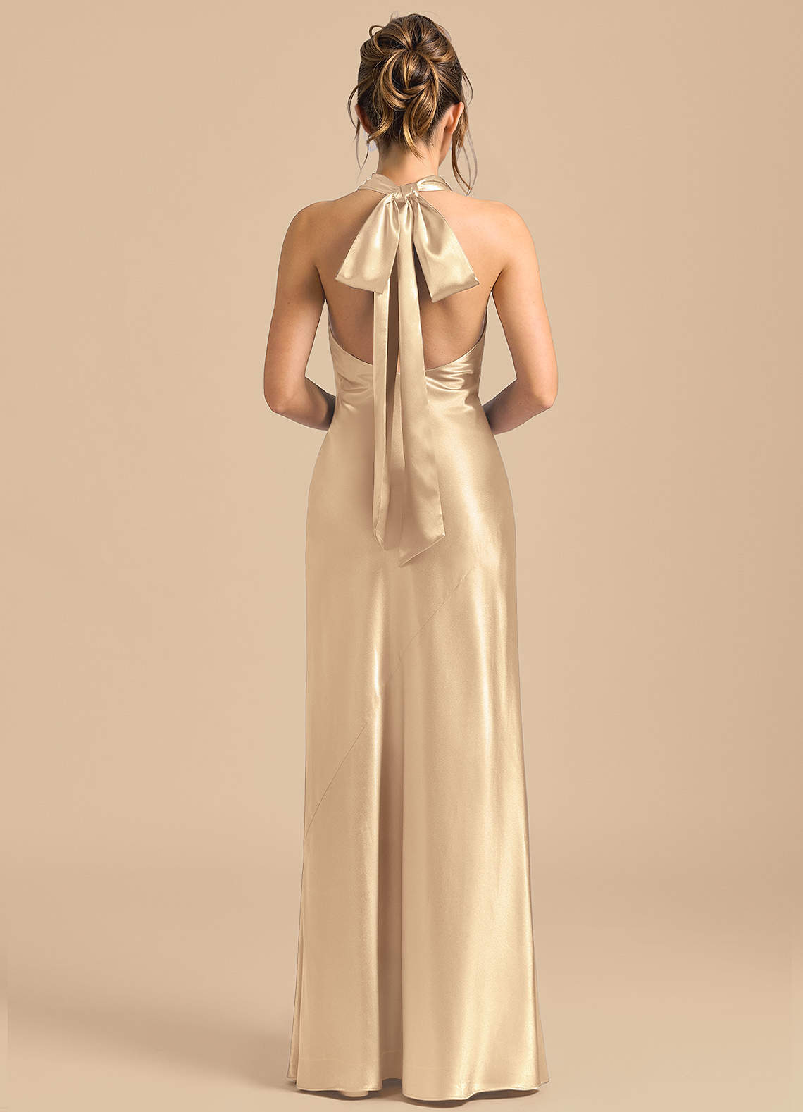 Azazie Velli Brudtärnklänningar Klä av Tubklänning i Metallisk satin Hög hals Guld image4