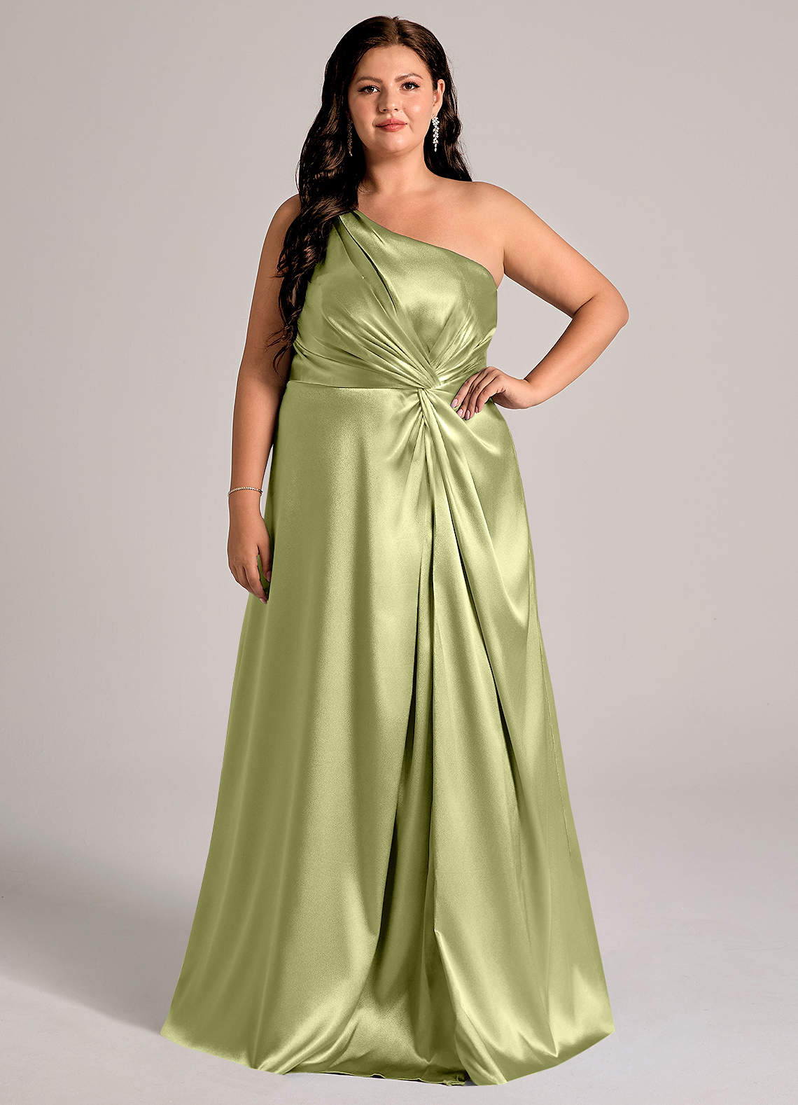 Azazie Brooke Brautjungfernkleider A-Linie One-Shoulder Metallischer Satin Kleid Pistazie image1