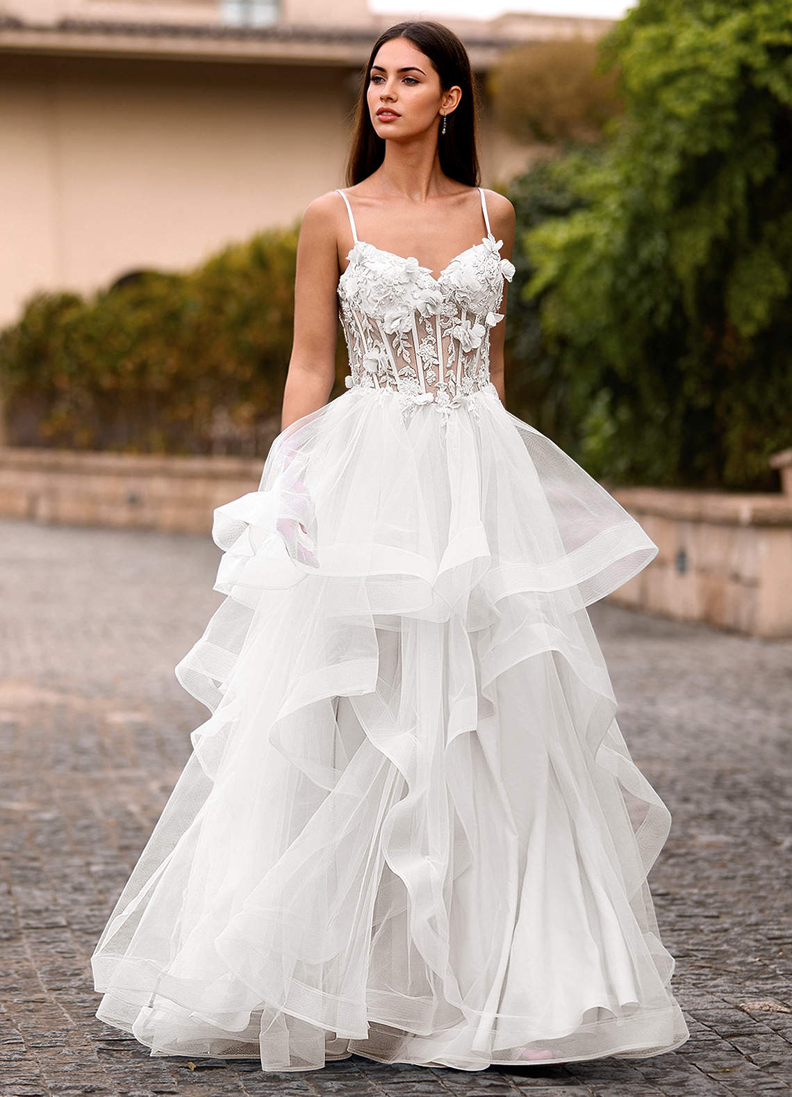 Dreama Ivoire Robe de bal corset en dentelle à volants image9