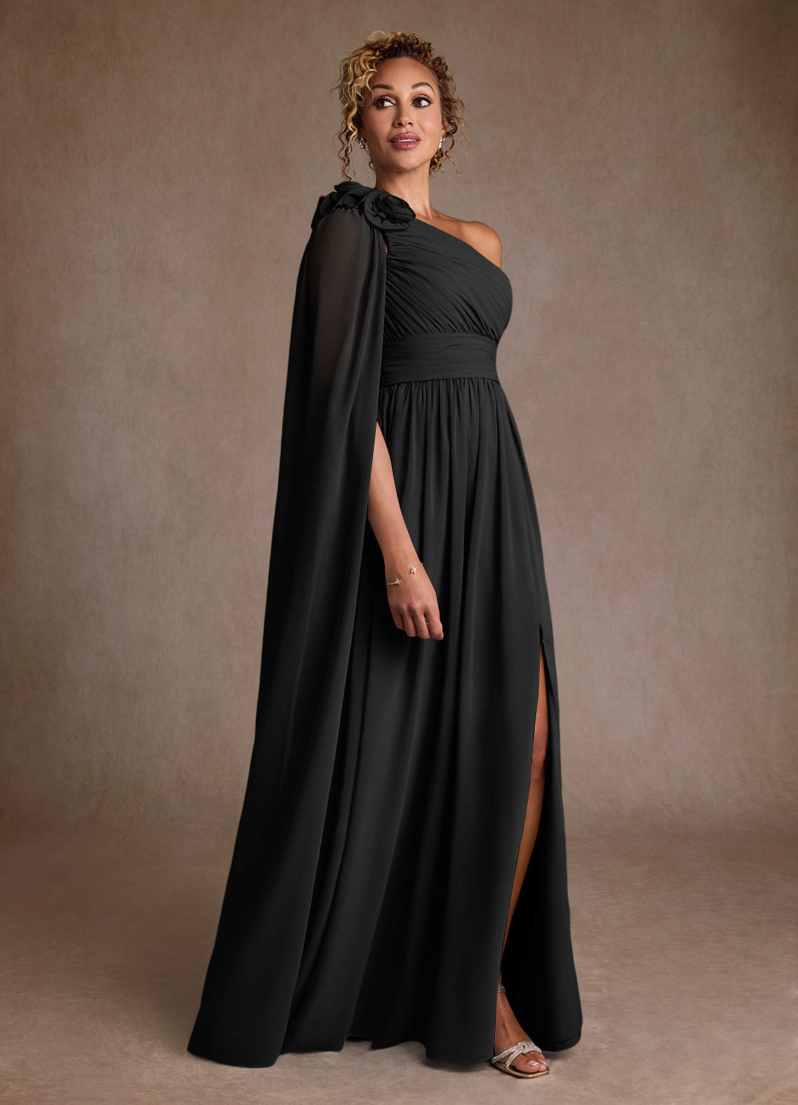 Azazie Lancaster Mère de la mariée Robes Robe Trapèze en Mousseline de soie Une épaule Noir image2