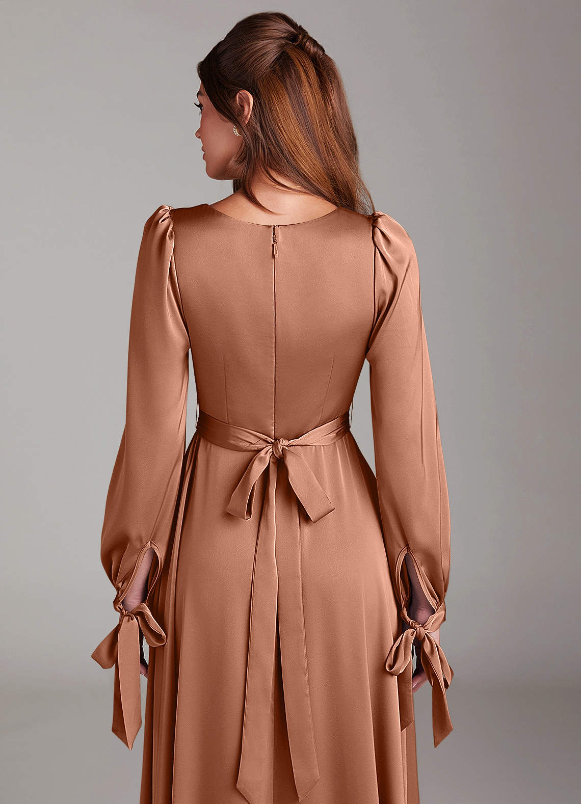 Azazie Leonia Jurken voor bruidsmeisjes Jurk van Stretch Satijn met A-Lijn Lange mouw Bronzeertint image6
