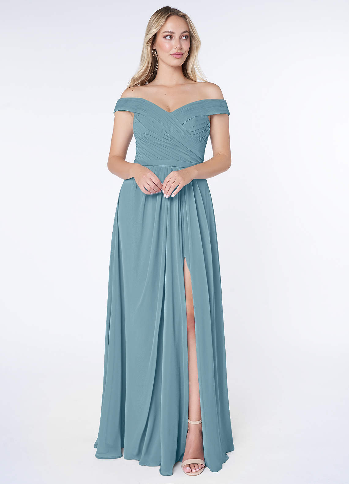 Azazie Audrianna Jurken voor bruidsmeisjes Converteerbaar Jurk van Chiffon met A-Lijn Off-the-shoulder verzameld Mystiek Blauw image1