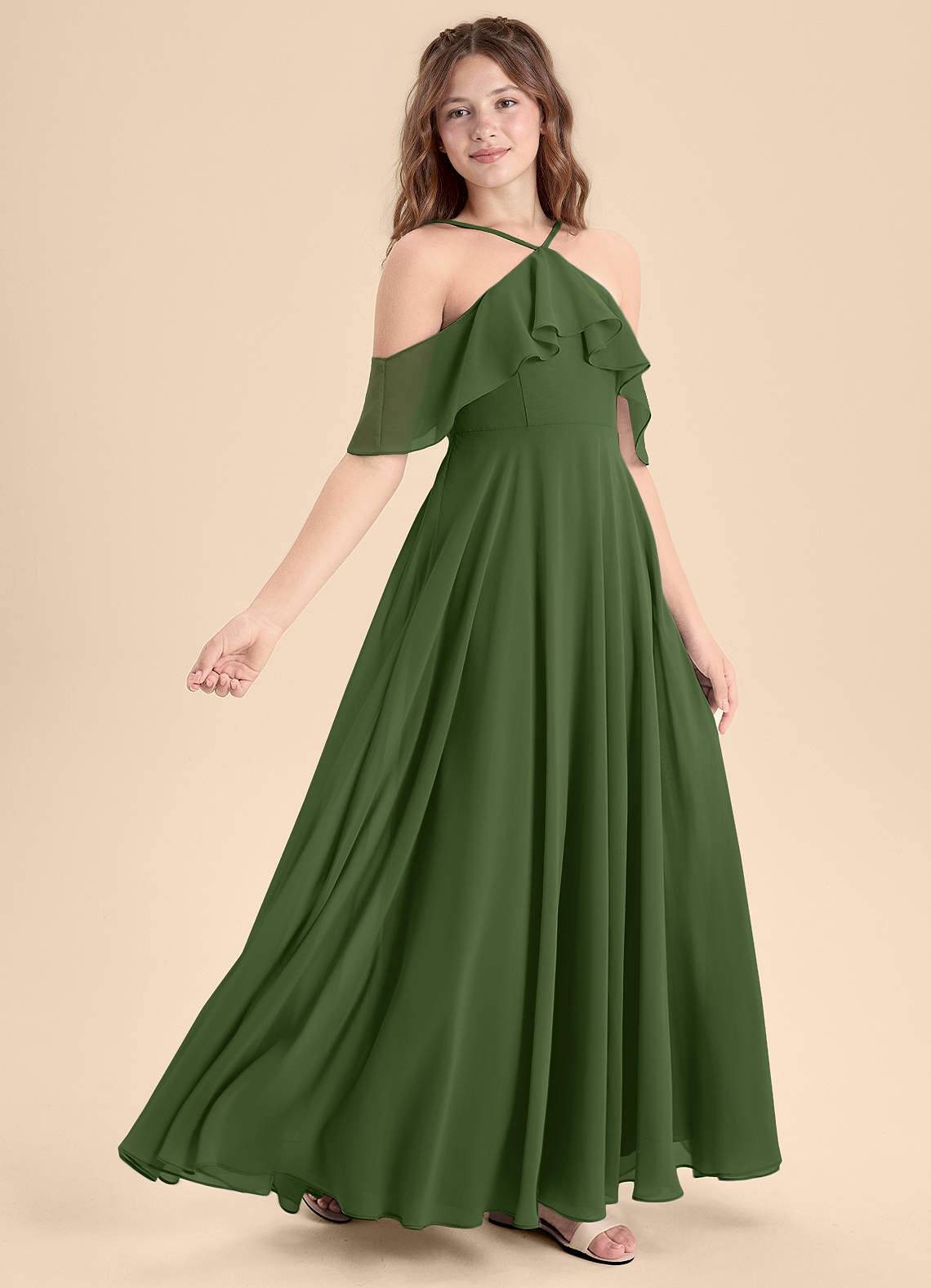 Azazie Tessabelle Junior Vestido de Oliva de Gasa de Corte en A con Vestidos sin tirantes image2
