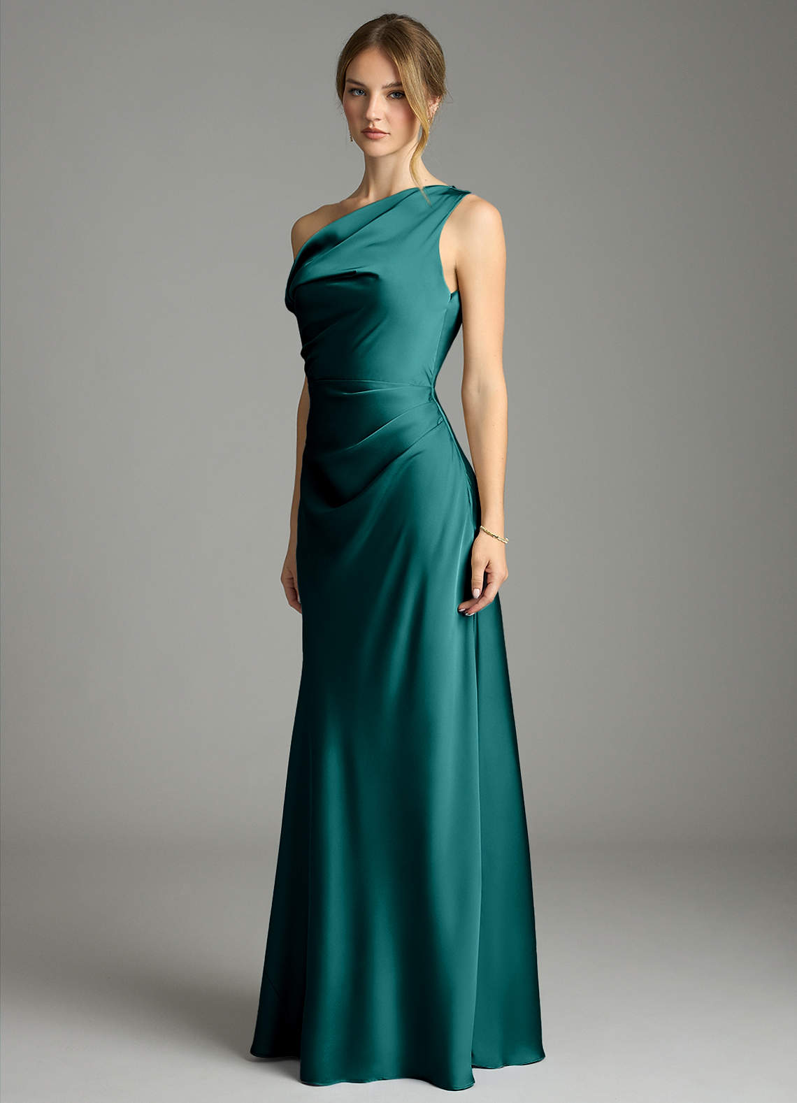 Azazie Emerson Vestidos de damas de honor Vestido de Pavo Real de Satén Elástico de Corte Sirena con Vestidos sin tirantes image1