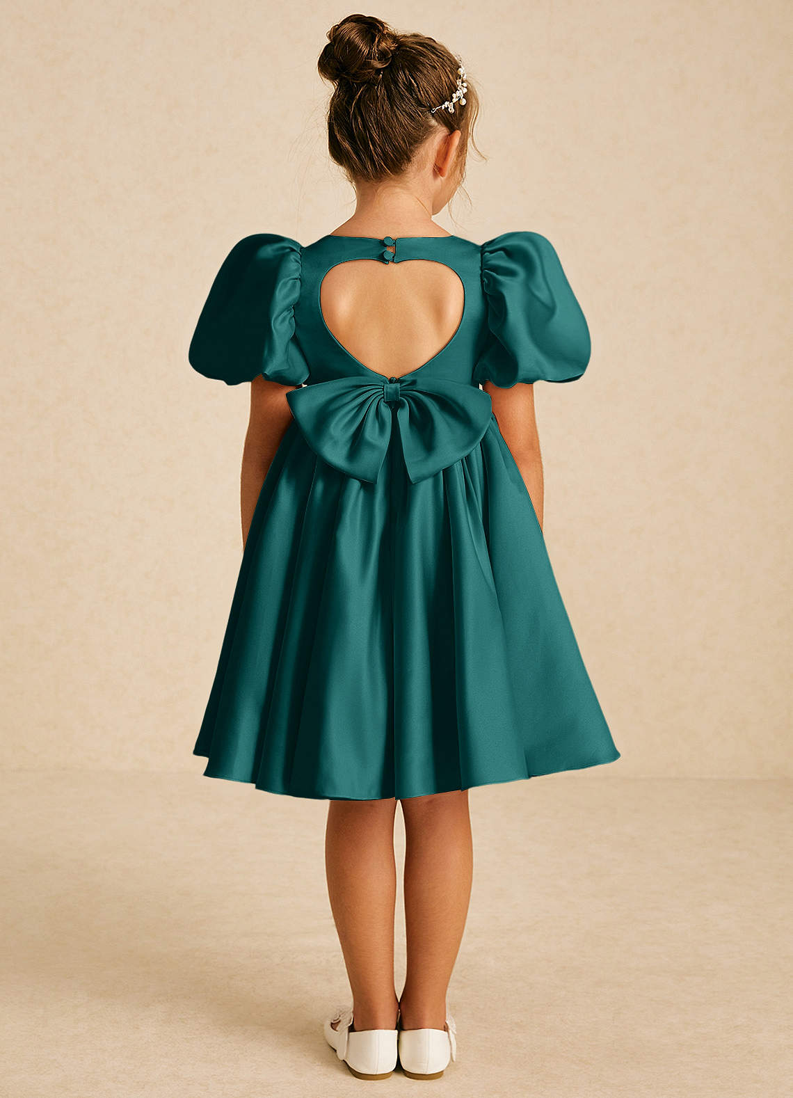 Azazie Muffin Blumenmädchenkleider A-Linie mit ärmel Matte Satin Kleid Pfau image1
