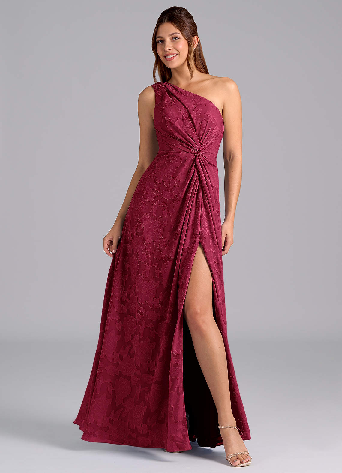 Azazie Brooke Robes de demoiselle d'honneur Robe Trapèze en Blumen-Burnout Ue épaule Bourgogne image1