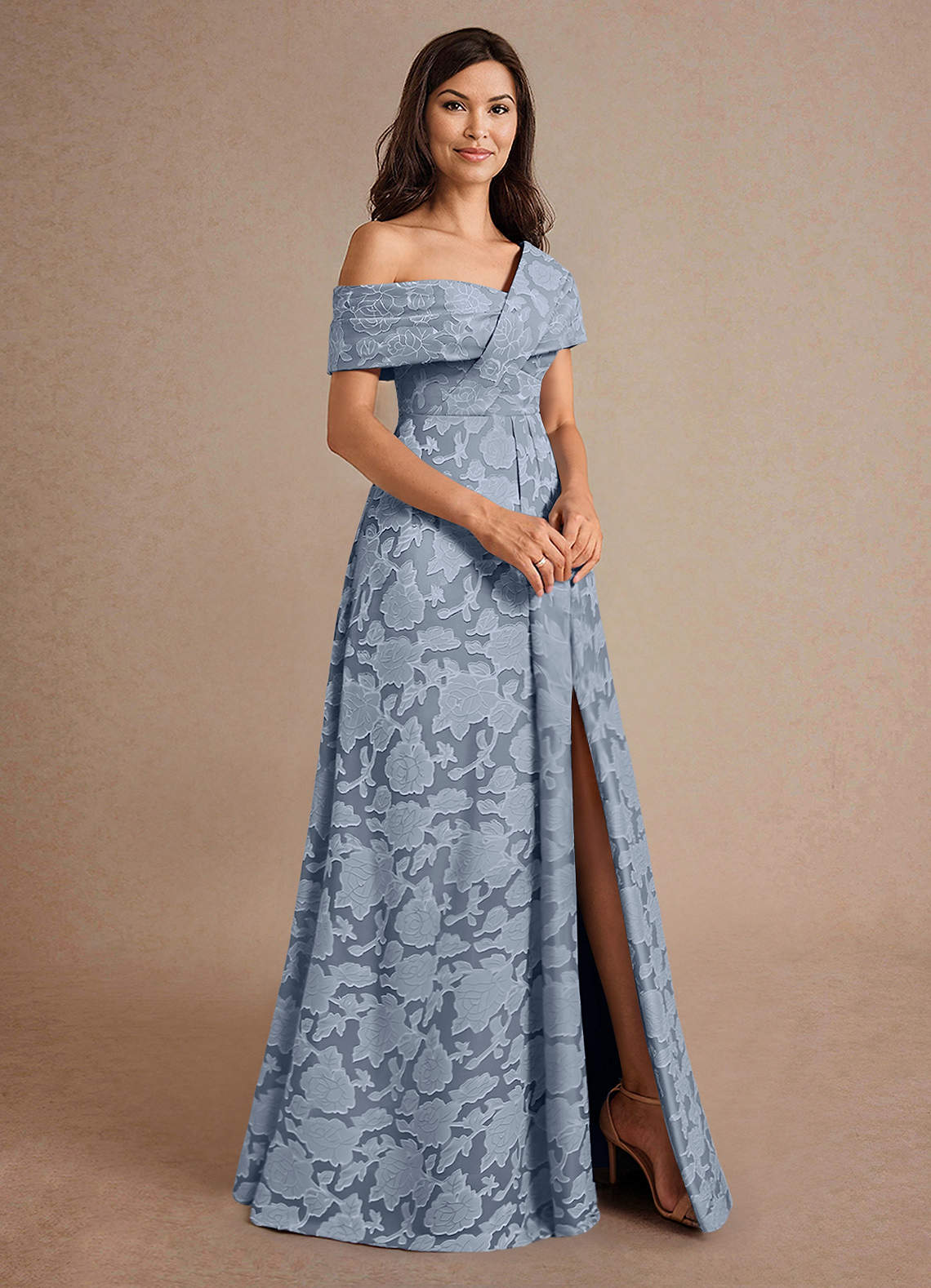Azazie Milton vestidos de madre de la novia Vestido de Azul Polvoriento de Devorado Floral de Corte En A con Plisado image2