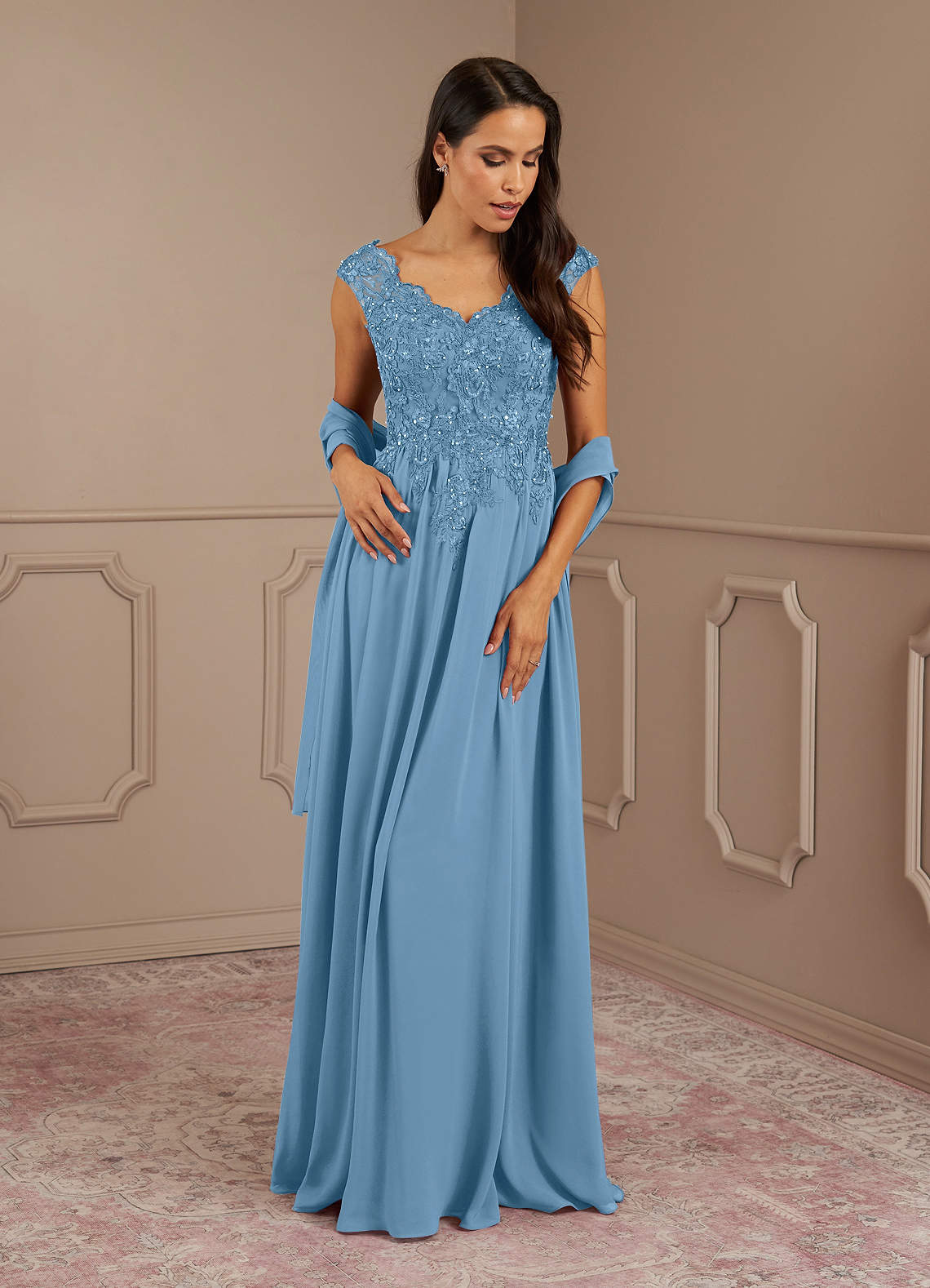 Azazie Amethyst Mère de la mariée Robes Robe Trapèze en Mousseline de soie Paillettes col V Acier Bleuté image1