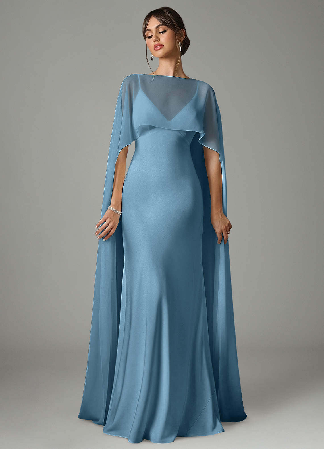 front Échantillon de satin extensible Azazie