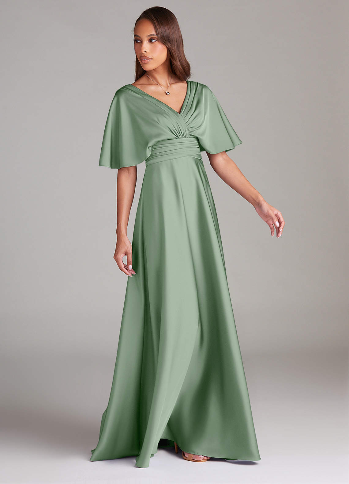 Azazie Pamela Robes de demoiselle d'honneur Robe Trapèze en Satin extensible Plissée Matcha image2